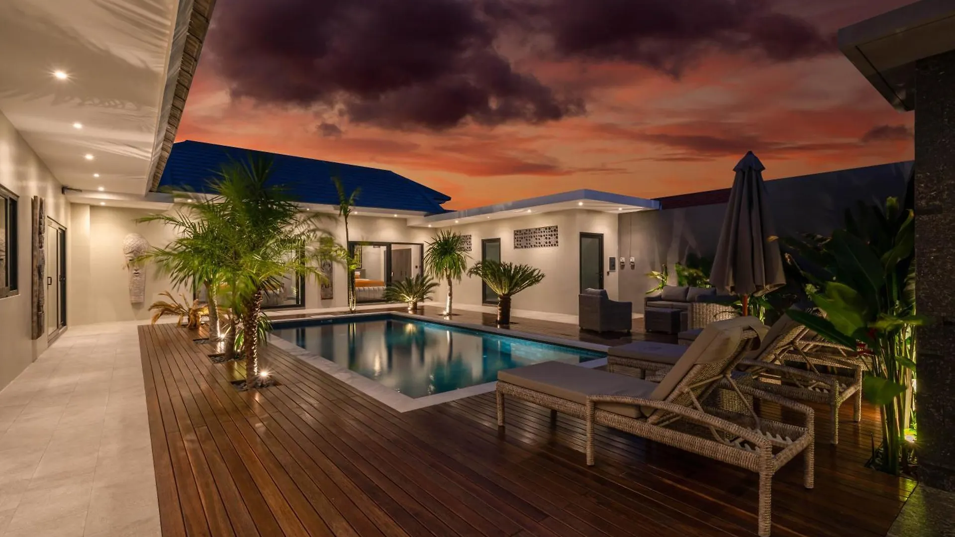 Villa Koya : Luxurious And Modern 3Br Villa In Seminyak!